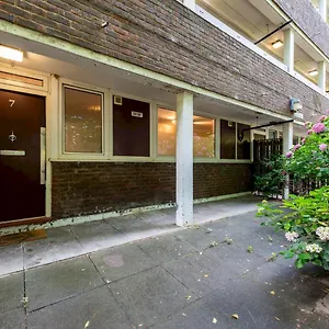 Sootheus - Cosy Surrey Quays Apartment