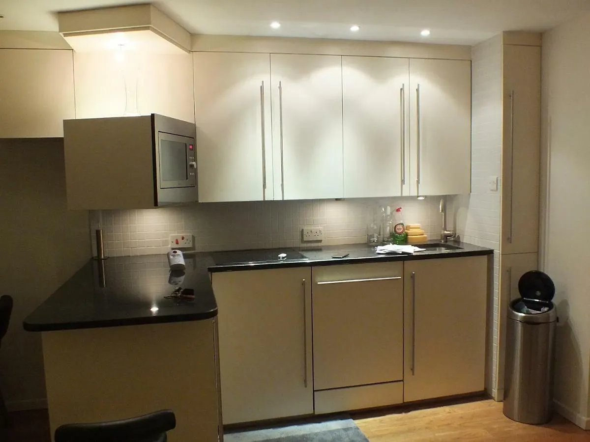 Rotherhithe Apartment Near Park And River London United Kingdom
