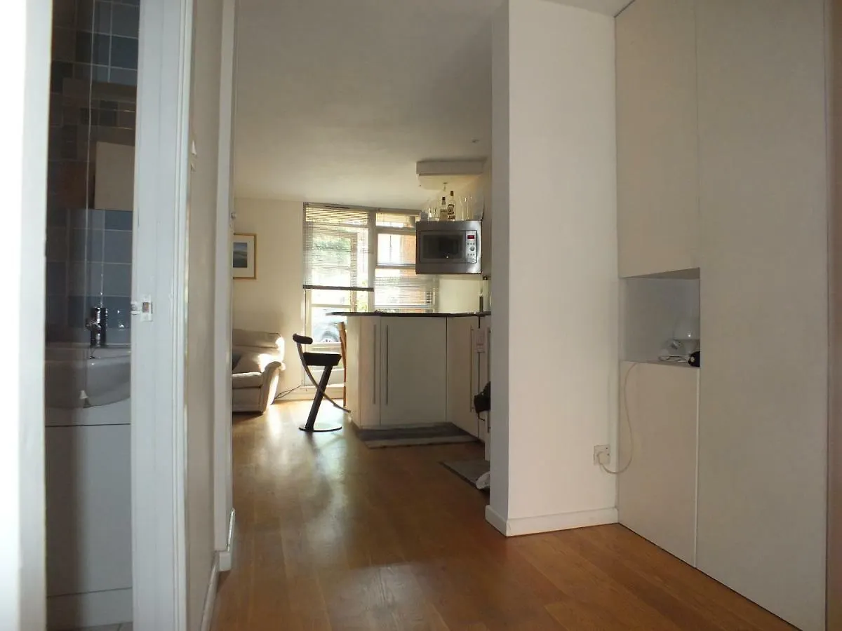 Rotherhithe Apartment Near Park And River London
